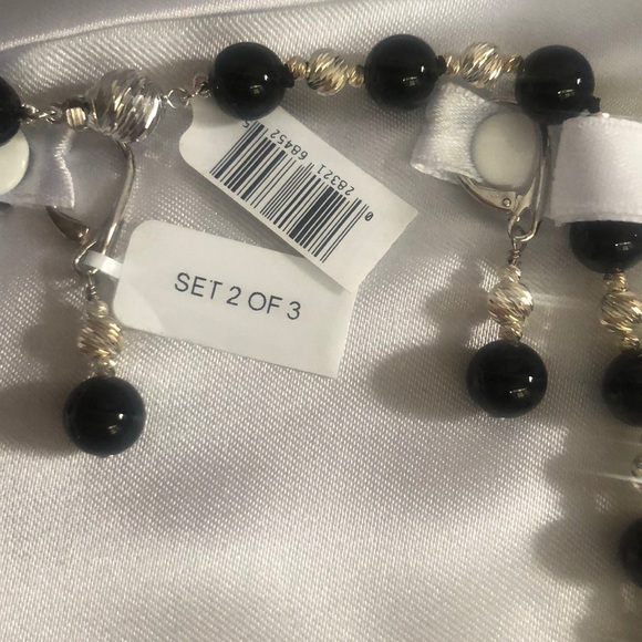 Jewelry set - Picture 3 of 3